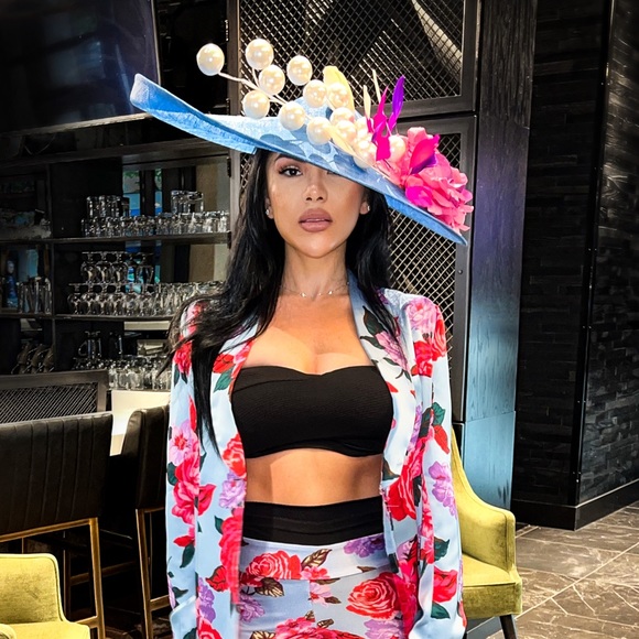 Derby Fascinator - Picture 3 of 3